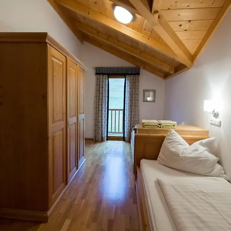 Holiday home Skiblickhaus Comfortable Holiday Russbach (Upper Austria)